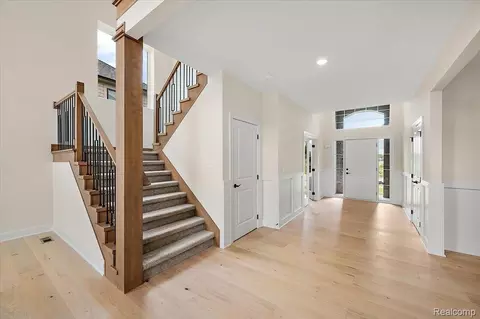 Entry Way - 24463 Tribute Dr, Macomb, MI 48042 photo 3 of 6