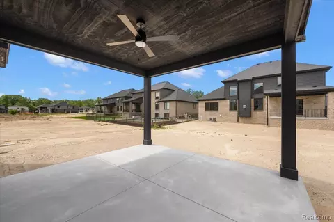 Exterior - 24463 Tribute Dr, Macomb, MI 48042 photo 5 of 7