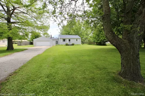 8265 S M 52, Bennington, MI 48867