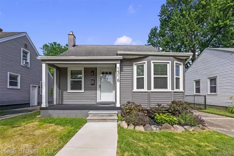1516 Hoffman Ave, Royal Oak, MI 48067