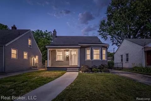 1516 Hoffman Ave, Royal Oak, MI 48067
