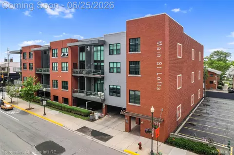 111 N Main St #306, Royal Oak, MI 48067