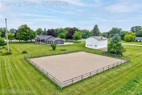 11025 Davison Rd, Davison, MI 48423 photo 12