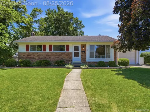 1170 Jay Ave, Ypsilanti, MI 48198