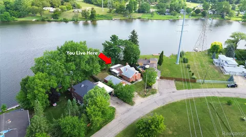 View/Area - 4047 Mitchell Dr, Flint, MI 48506 photo 3 of 5