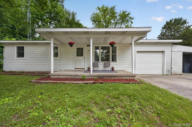 9288 Hilda Ln, Clayton, MI 48433