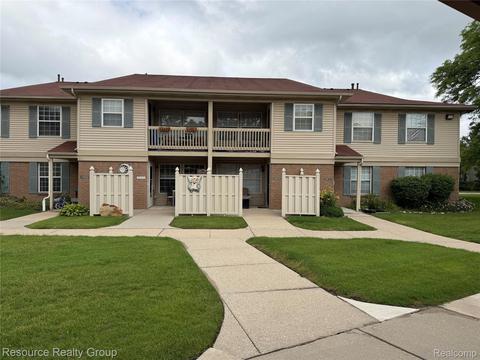 19168 Northridge Dr, Northville, MI 48167