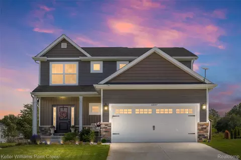 6097 Summerbrooke Cir, Handy, MI 48836