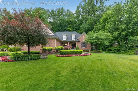 2512 Campbell Ct, Canton, MI 48188