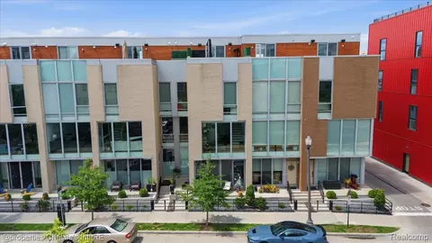 2813 Brush St, Detroit, MI 48201