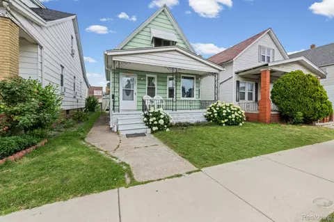 3899 Trowbridge St, Hamtramck, MI 48212