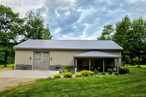 2418 S 41 Rd, Haring, MI 49601
