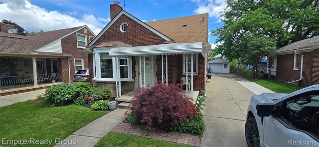 6130 Oakman Blvd, Dearborn, MI 48126