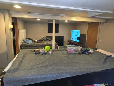 Bedroom - 802 Marquette St, Flint, MI 48504 photo 1 of 4