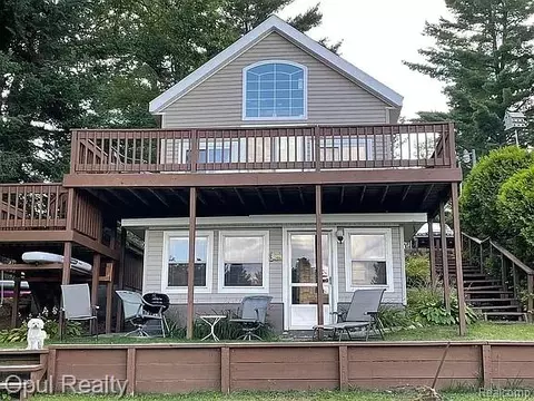 221 Bluegill Lake Rd, Frost, MI 48625
