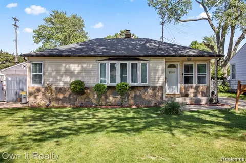 4673 Dearborndale St, Dearborn Heights, MI 48125