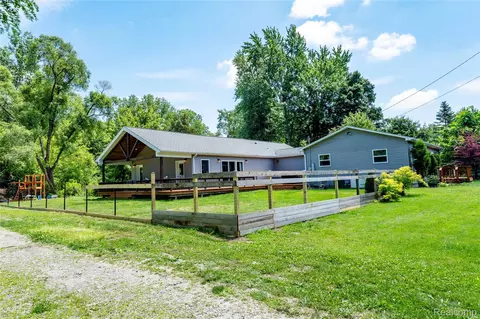 Exterior - 12100 Wilson Dr, Ash, MI 48117 photo 16 of 19