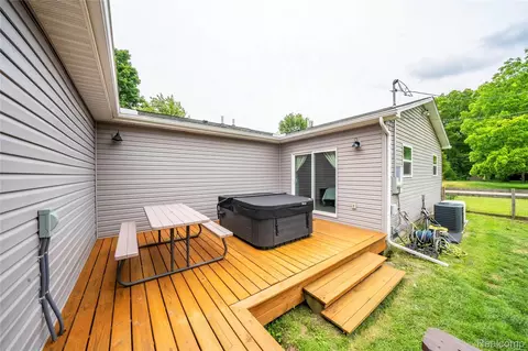Exterior - 12100 Wilson Dr, Ash, MI 48117 photo 7 of 19