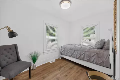 Bedroom - 4860 Bluebush Rd, Monroe, MI 48162 photo 6 of 6