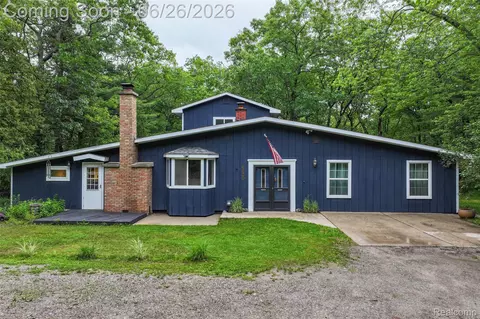 6630 Russell Dr, Lake, MI 48725