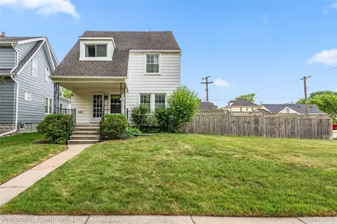 22265 Nowlin St, Dearborn, MI 48124