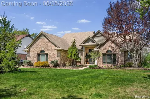 45400 William Ct, Canton, MI 48188