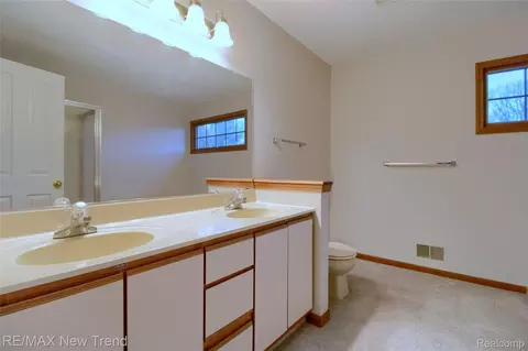7252 Steeplechase Dr, Pittsfield, MI 48176 photo 24