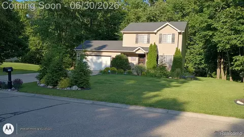 7223 Windbury Ln, Mundy, MI 48507