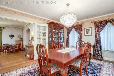 Dining - 764 Harcourt Rd, Grosse Pointe Park, MI 48230 photo 1 of 3