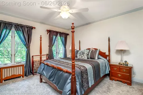 Bedroom - 764 Harcourt Rd, Grosse Pointe Park, MI 48230 photo 1 of 6