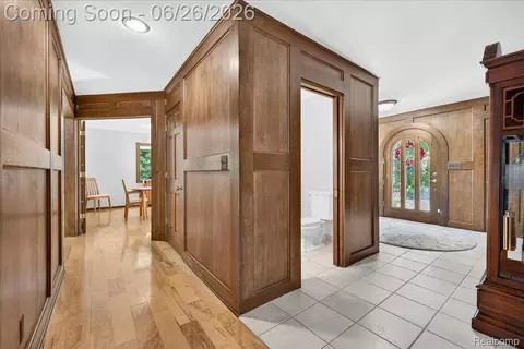 Entry Way - 29498 E River Rd, Grosse Ile, MI 48138 photo 3 of 6