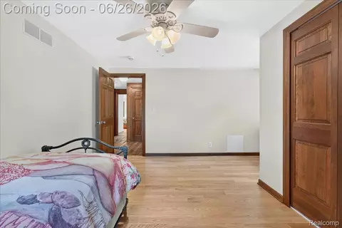 Bedroom - 29498 E River Rd, Grosse Ile, MI 48138 photo 3 of 5