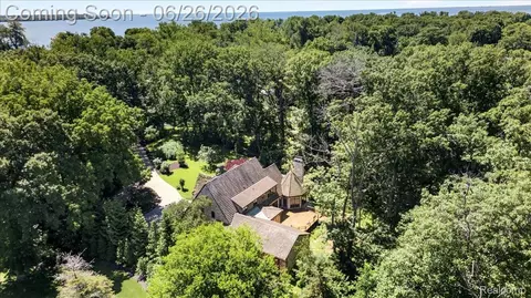 Other - 29498 E River Rd, Grosse Ile, MI 48138 photo 31 of 34