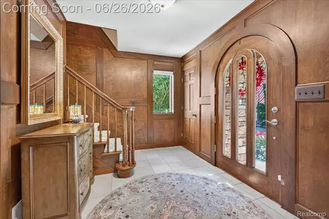 Entry Way - 29498 E River Rd, Grosse Ile, MI 48138 photo 1 of 6