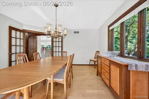 Dining - 29498 E River Rd, Grosse Ile, MI 48138 photo 2 of 4