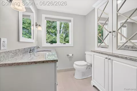 Bath - 29498 E River Rd, Grosse Ile, MI 48138 photo 5 of 5