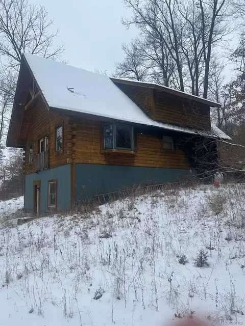 12840 Larkins Rd, Brighton, MI 48114 photo 5