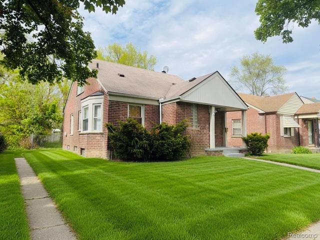 18436 Margareta St, Detroit, MI 48219