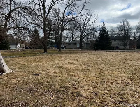 0000 Clinton Shore Dr, Harrison, MI 48045