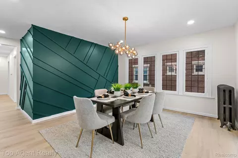 Dining - 784 Barrington Rd, Grosse Pointe, MI 48230 photo 1 of 3