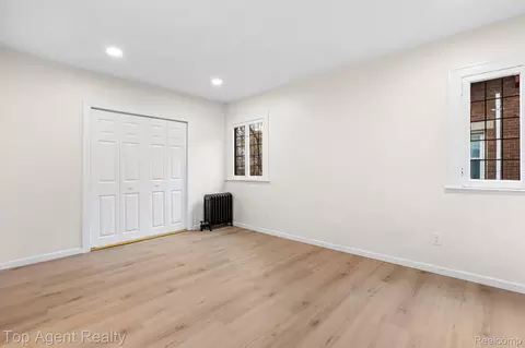Other - 784 Barrington Rd, Grosse Pointe, MI 48230 photo 8 of 18