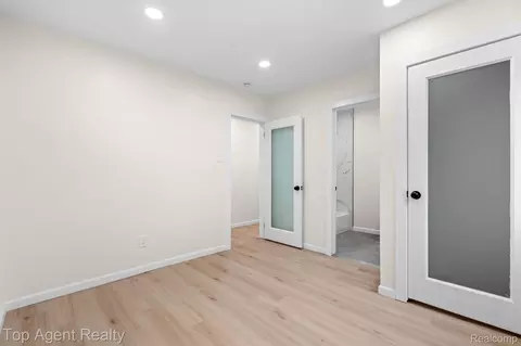 Other - 784 Barrington Rd, Grosse Pointe, MI 48230 photo 6 of 18