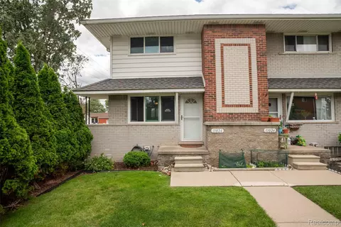 11026 Middlebelt Rd, Livonia, MI 48150