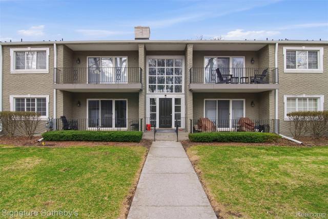 1115 N Old Woodward Ave #66, Birmingham, MI 48009