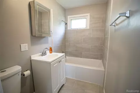 Bath - 2829 Chicago Blvd, Flint, MI 48503 photo 2 of 2