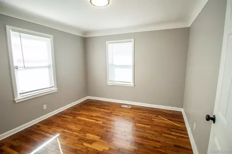 Bedroom - 2829 Chicago Blvd, Flint, MI 48503 photo 1 of 4