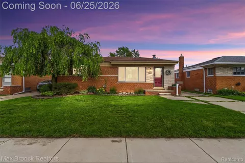 30250 Longfellow Ave, Madison Heights, MI 48071