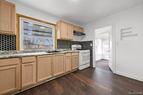 Kitchen - 11033 Continental Ave, Warren, MI 48089 photo 1 of 1