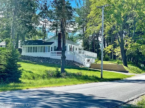 4160 N Hawk Rd, Alcona, MI 48742
