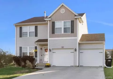 6460 Avalon Dr SE, Caledonia, MI 49316